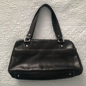 Kate Spade New York vintage baguette black leather handbag purse tote.